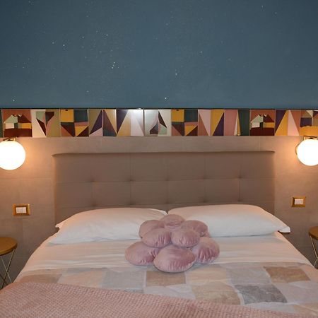 Lovely & Chic Rooms Nei Sassi Matera Luaran gambar